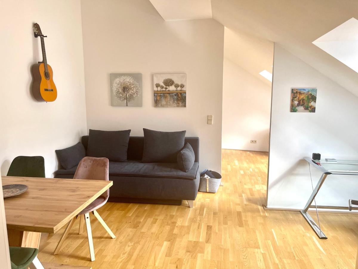 Klimatisiertes, Ruhiges Dachgeschoss Cityapartment Im Zentrum Wiens Ngoại thất bức ảnh