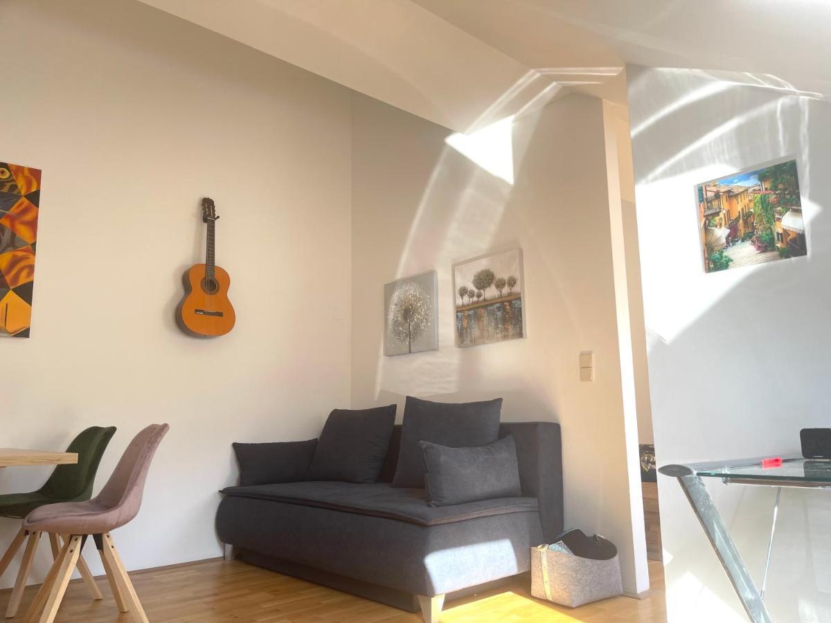 Klimatisiertes, Ruhiges Dachgeschoss Cityapartment Im Zentrum Wiens Ngoại thất bức ảnh